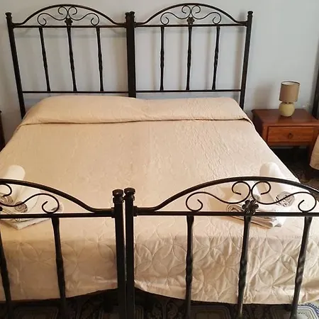 Bed & Breakfast Ventura 3*