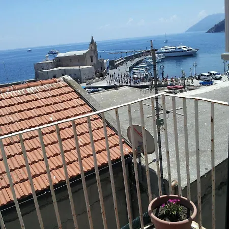 Ventura 3*