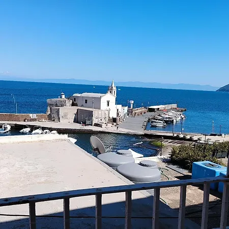 Ventura 3*