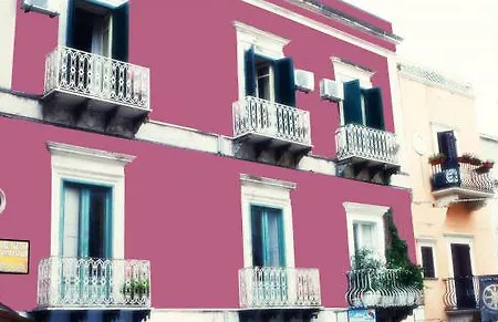 Ventura 3*