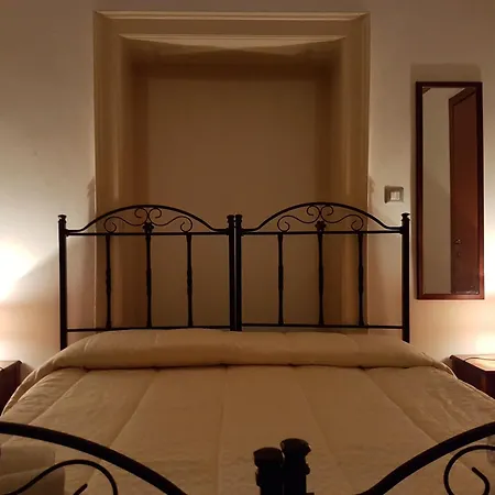Ventura Bed & Breakfast 3*