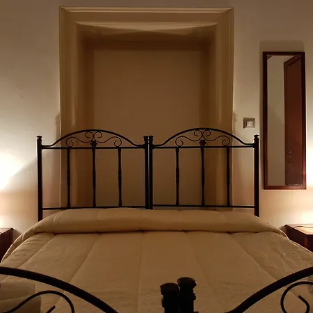 Ventura Bed & Breakfast 3*