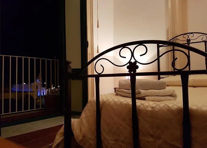 Ventura 3* Λίπαρι